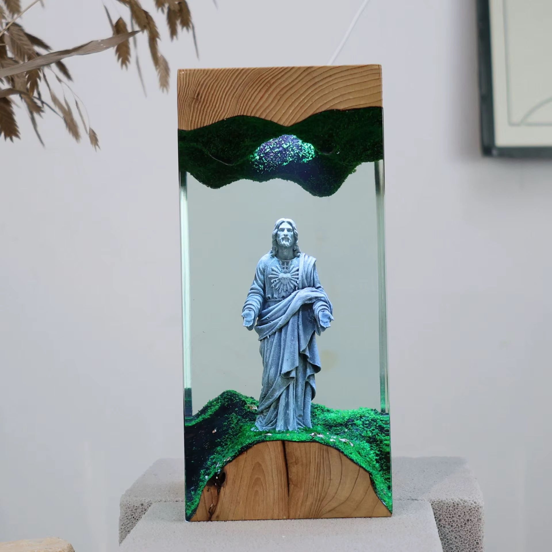 Medieval Western Resin Lamp Ornament